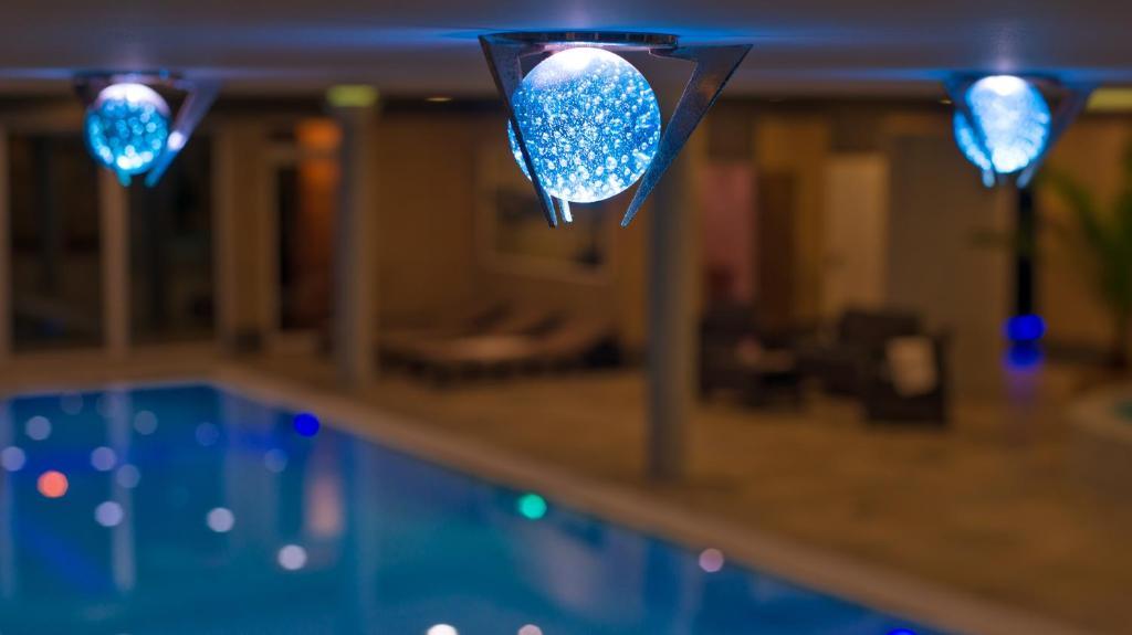 Hotel Honti Wellness és Konferencia Szálloda Visegrád Esterno foto