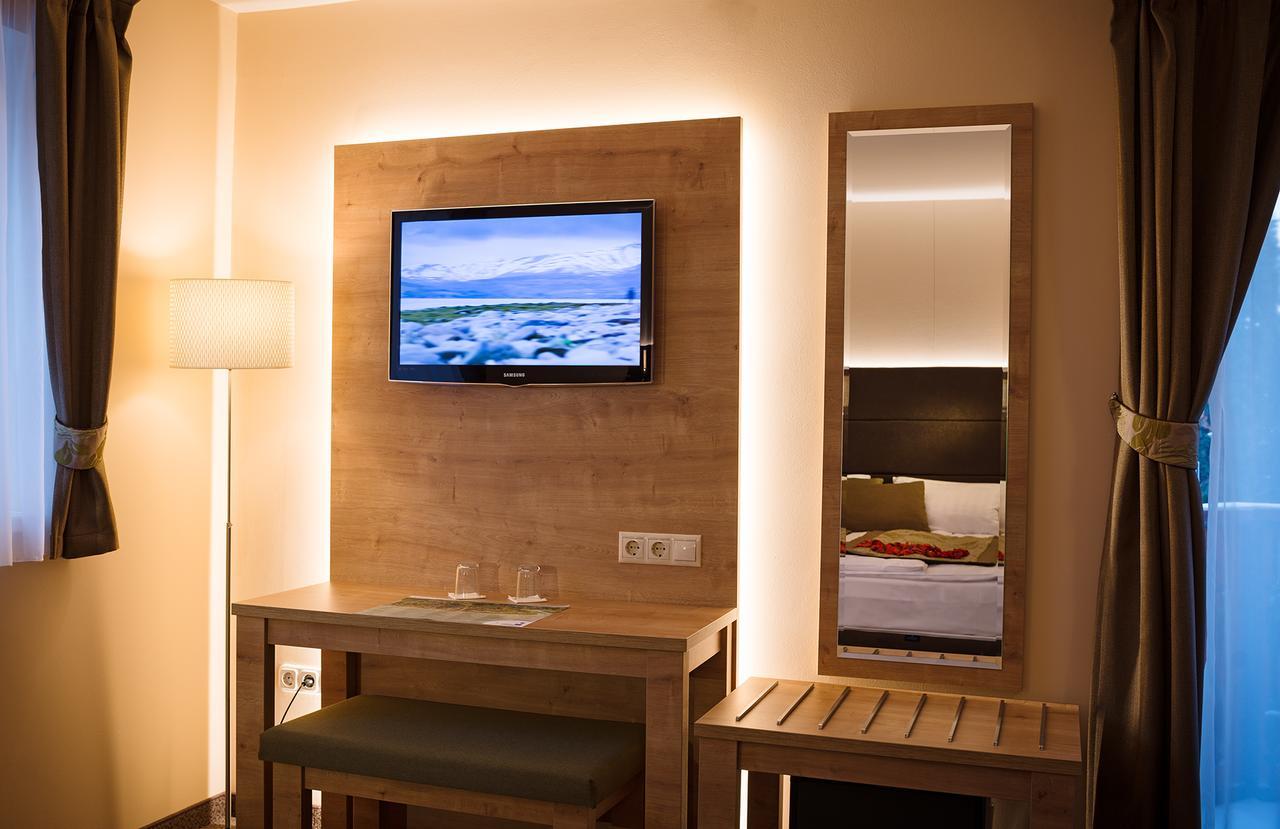 Hotel Honti Wellness és Konferencia Szálloda Visegrád Esterno foto